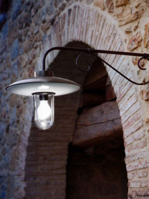 Светильник бра Рэ Лир (Альдо Бернарди, Италия) из состаренной латуни
