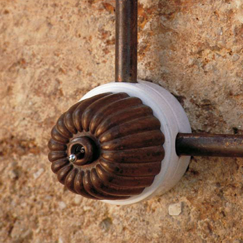 Выключатель Интерутори отоне (Альдо Бернарди, Италия), из литой состаренной латуни