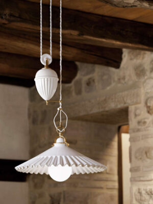 Подвесной светильник Дузэ (Альдо Бернарди, Италия), из керамики, с противовесом