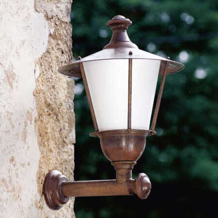 Настенный уличный светильник Логгиато (Альдо Бернарди, Италия) из состаренной меди