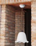 Подвесной светильник Каракои (Альдо Бернарди, Италия), с плафоном из молочно-белого стекла