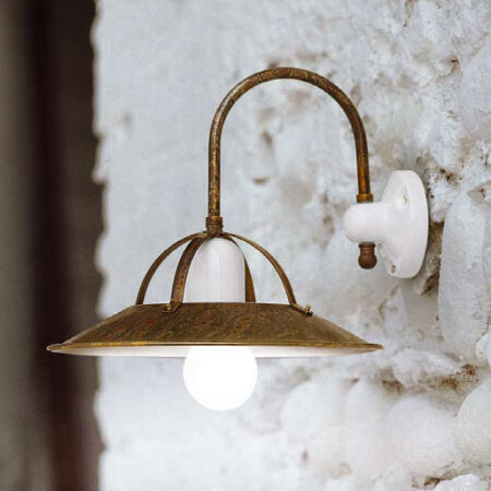 Светильник бра Постиглионе (Альдо Бернарди, Италия), из латуни, с керамическим основанием