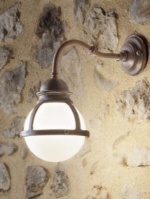 Настенный светильник бра Чимоза (Альдо Бернарди, Италия) из литой латуни