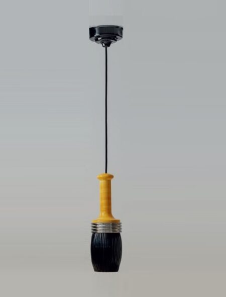 Подвесной керамический светильник Брашес (Альдо Бернарди, Италия), выполненный в виде малярной кисти